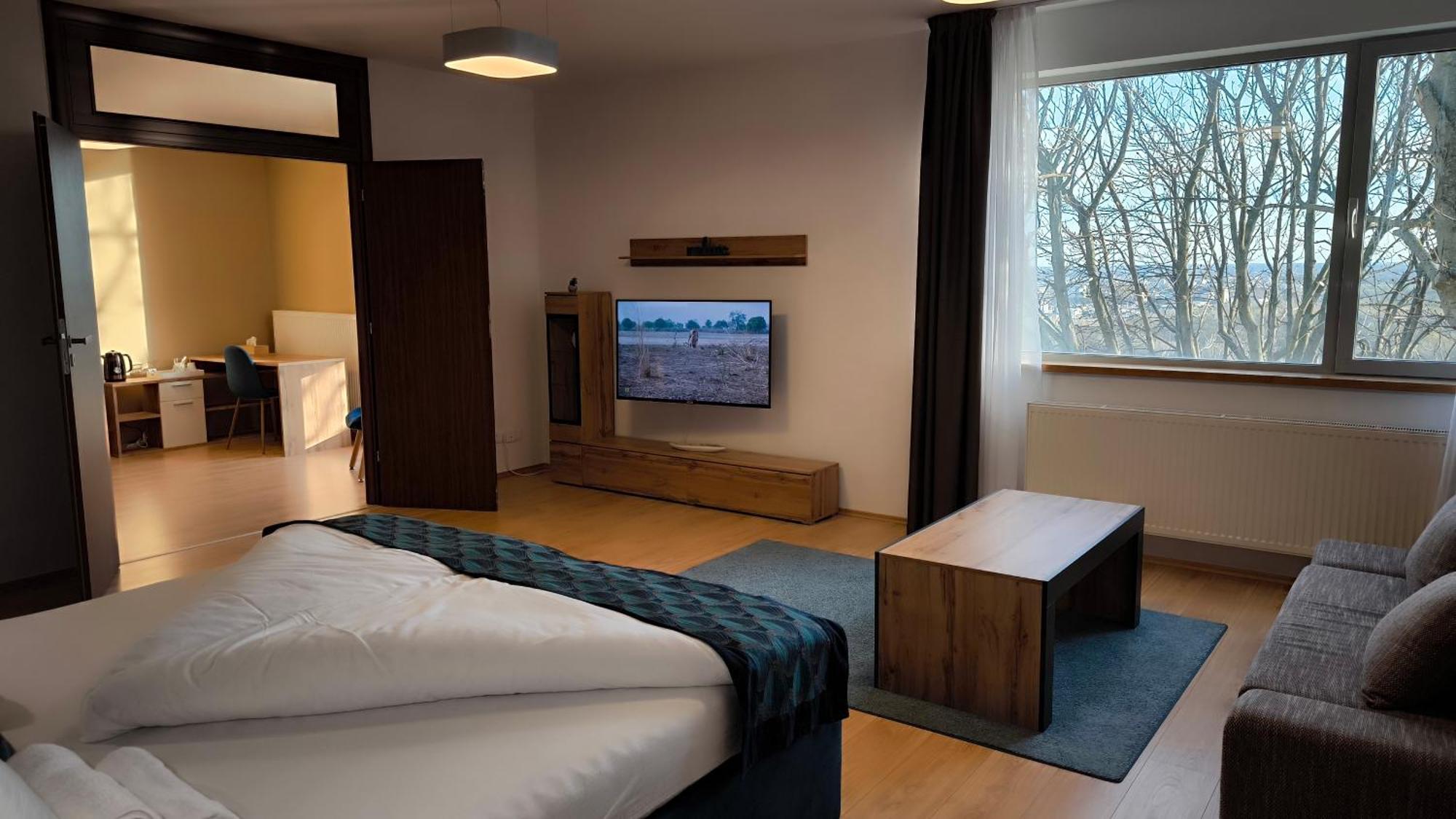 River View Apartments Hotel Bratislava Eksteriør billede